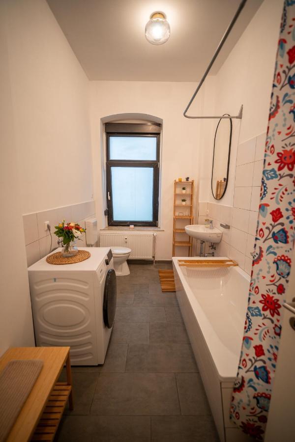 Apartment Rr - Spacious - - Parking